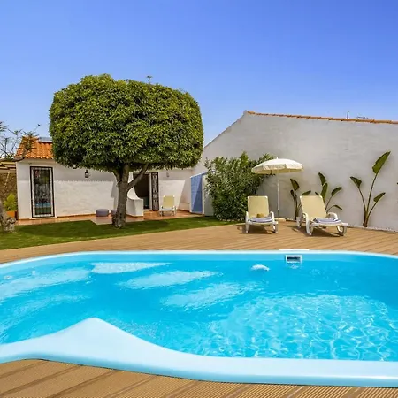 Villa Lela By
